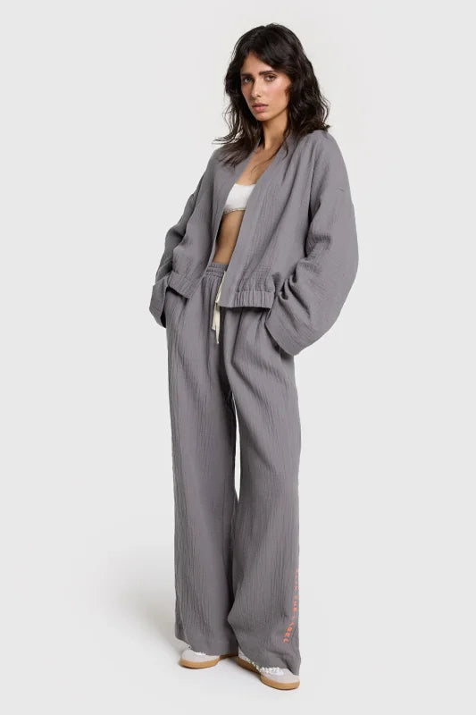 Crinkle wide leg pants - Alix The Label - Broeken
