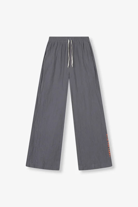 Crinkle wide leg pants - Alix The Label - Broeken